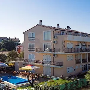 Pansion Sport *** Štinjan